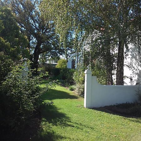Toad Hall Guest House Wakkerstroom Extérieur photo