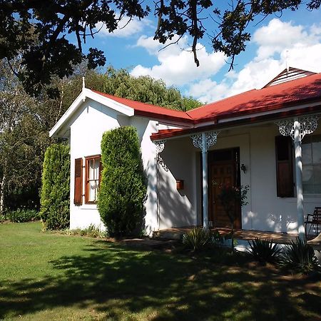 Toad Hall Guest House Wakkerstroom Extérieur photo