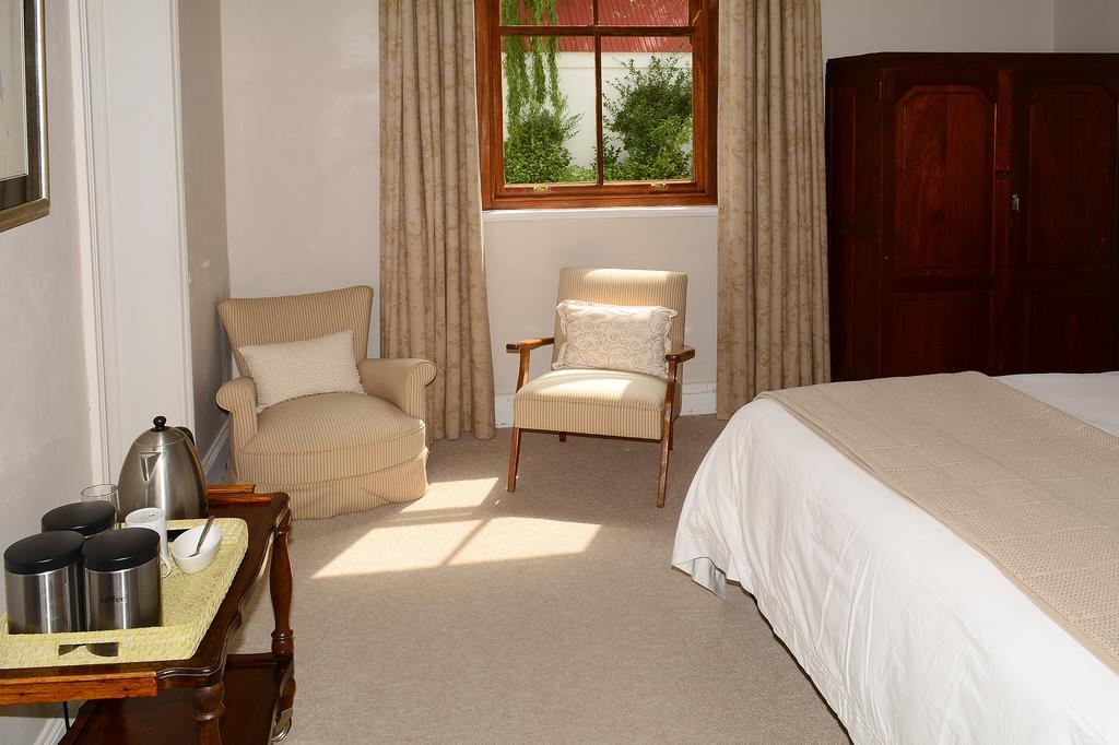 Toad Hall Guest House Wakkerstroom Extérieur photo